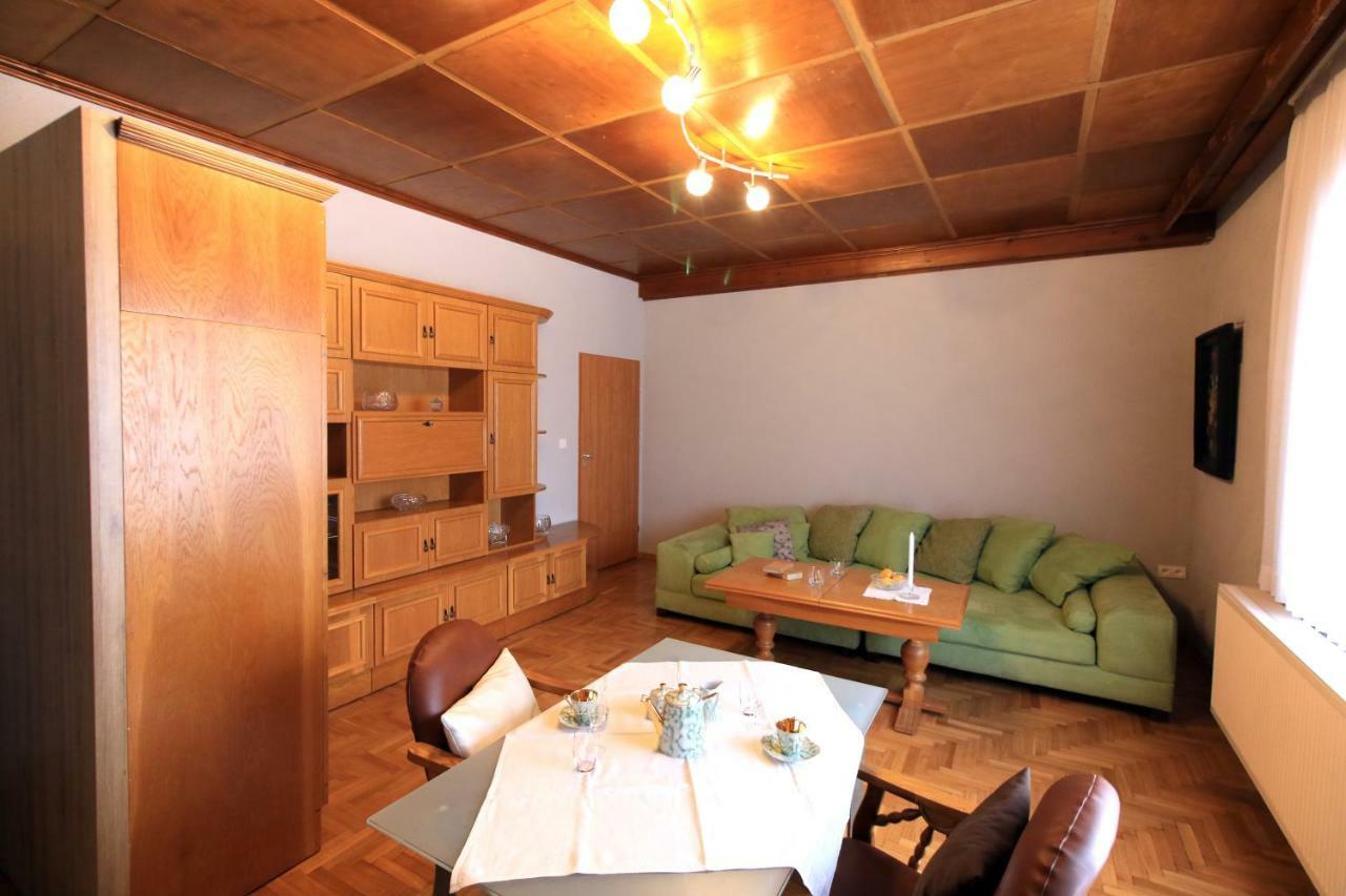 Rynek Apartment *