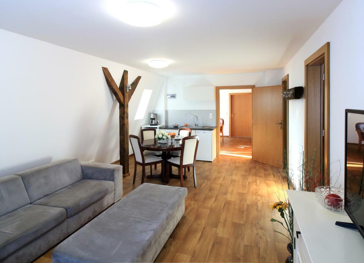 Rynek Apartment *
